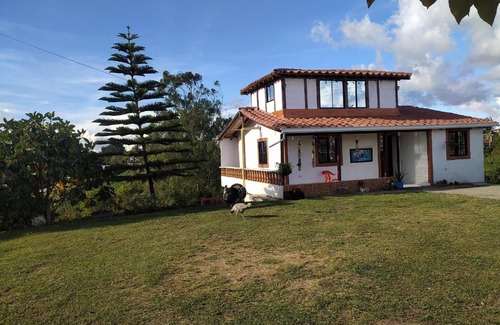 Marinilla House | Villa Ensueño
