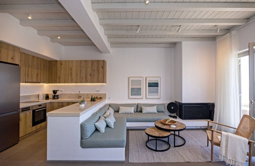 Tinos House | Villa Erato in Triantaros Tinos