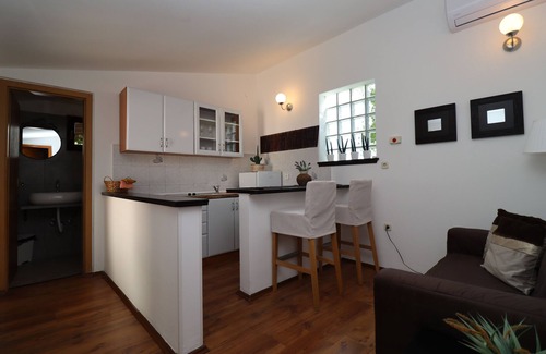 Muntic Villa | Villa Eufemia - 3 apartments for your perfect vacation :)