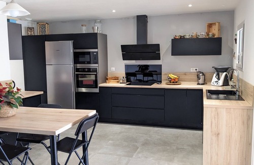 Saint-Georges-d'Orques Villa | Villa Familiale