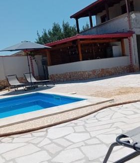 Serra Pedace Bed & Breakfast | Villa Fam