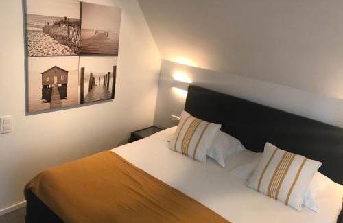 Albertstrand House | VILLA FER-GUY " Beeldige Suite met parking, nabij strand en casino"