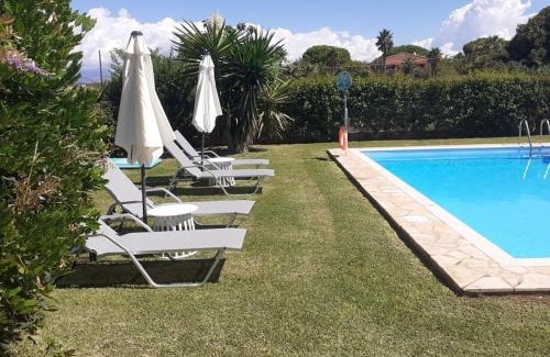 Almiros Beach House | Villa Filia