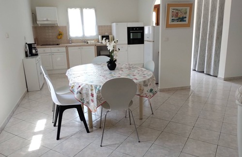 Santa-Lucia-di-Moriani House | Villa for 4-6 people, 5 minutes from the beach!