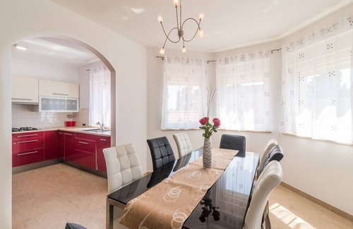 Valtura House | Villa for big demands with large pool, sauna, whirlpool, fitness equipment, billiards and professional outdoor kitchen