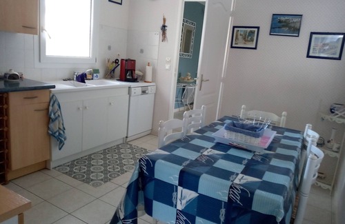 Saint-Georges-de-Didonne Villa | Villa Dans Impasse Tranquille à 500 m Centre Ville Saint-georges DE Didonne