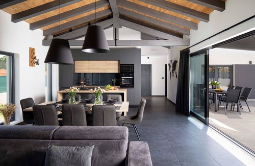 Muntic Villa | Villa Frola in Muntic