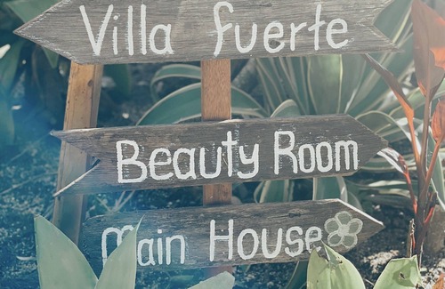 Valla Villa | Villa Fuerte