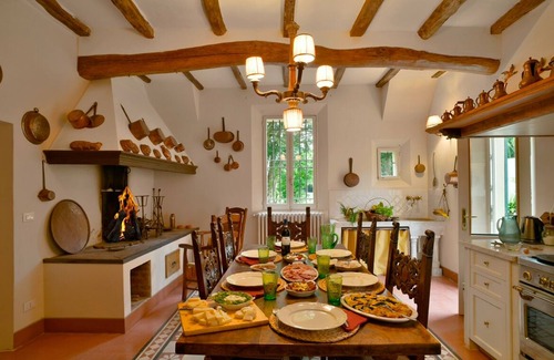 Ponte Samoggia Villa | Villa Gessa: A Paradise of Peace Just Steps from Bologna