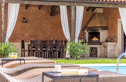 Prkacini Villa | Villa Gimino