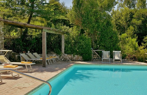 Guardistallo Villa | Villa Ginestra by Fantasia Villas