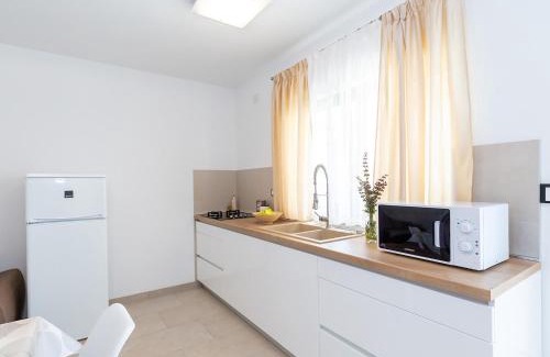 Mugeba Apartment | Villa Gioia apartment with terrace