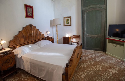 Castro Marina Villa | Villa Giulia with a beautiful terrace overlooking the sea