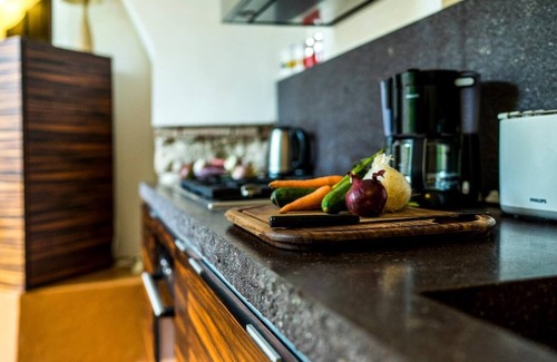 Gardone Riviera Apartment | Villa Glicine with Lake view