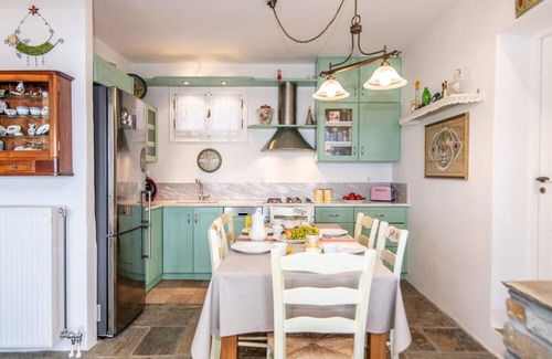 Agios Ioannis House | Villa Belvedere - a unique view family house