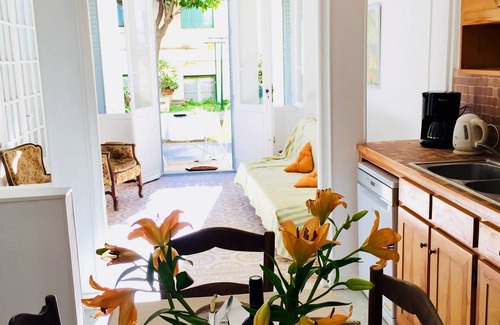 Lazaret Apartment | Villa happiness in heart of old port Nice