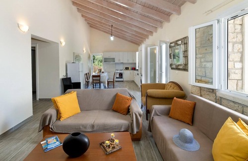 Koutsi Villa | Villa Hara - Two Bedroom Villa, Sleeps 4