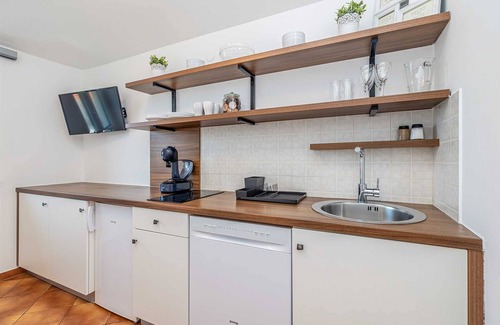 Linardici Apartment | Villa Haya - apartment GASTERIJA with heated pool