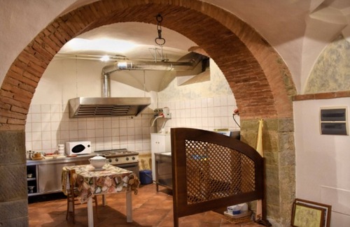 Cortona Villa | Villa Il Cubo. Independent Villa with Pool, MTB, Air conditioning