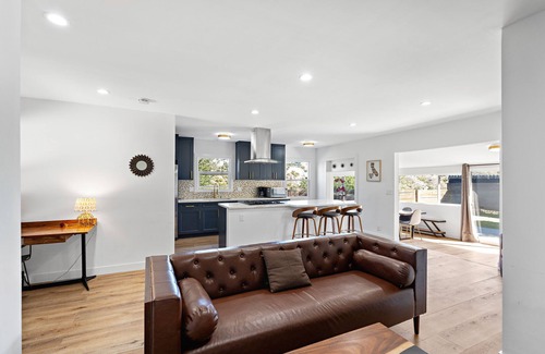 Hollywood Hills Villa | VILLa IN BEST LOCATION