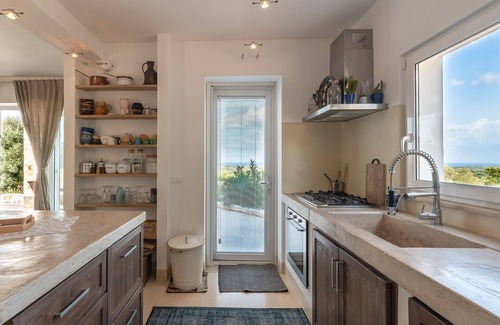 Carovigno Villa | Villa in Carovigno with 3 bedrooms sleeps 6