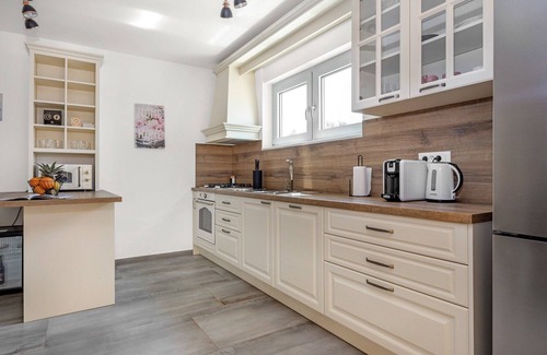 Krnica Villa | Villa in Krnica near Beaches with Private Pool