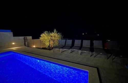 Mugeba Villa | Villa in Mugeba with swimming pool
