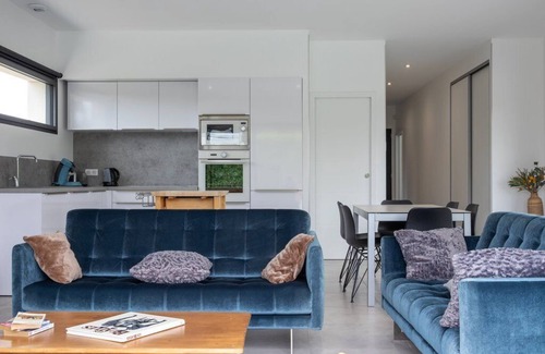 Cabannes Villa | Villa in Provence with private pool + terraces