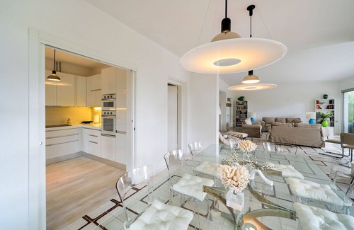 Roccamare Villa | Villa in Roccamare with 5 bedrooms sleeps 10