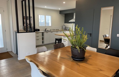 Aimargues Villa | Villa in the Camargue with pellet stove