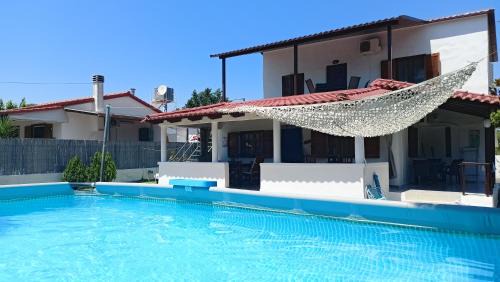 Pyrgos House | Villa Ioanna