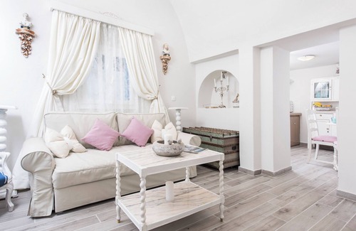 Imerovigli Villa | Villa Iokasti