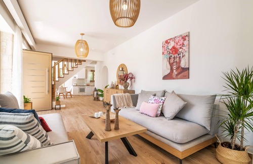 Ano Vasilikos Villa | Villa Ionio Deste by Villa Plus