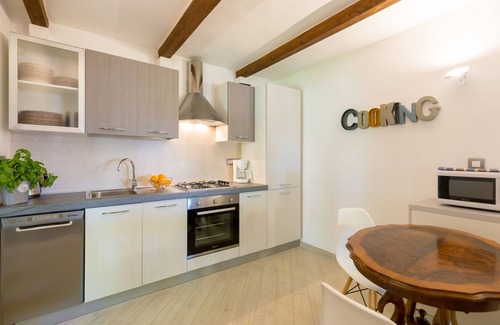 Gornji Kono Villa | Villa Isanda - Four Bedroom Villa, Sleeps 8