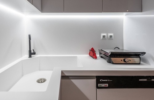 Nea Makri Villa | VILLA ISIDA-Private Mini Pool-5'walk to the Beach-NEA MAKRI-30km from Airport