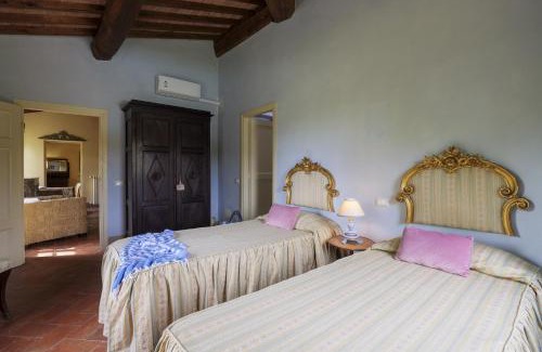 Peccioli Villa | VILLA ISIDE 8, Emma Villas