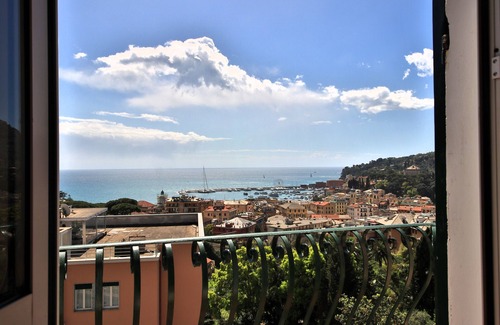 Santa Margherita Ligure Villa | VILLA OLIVA by KlabHouse 4BR w/Garden and Seaview
