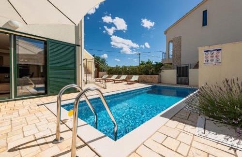 Vinjerac Villa | Villa Ivo ZadarVillas