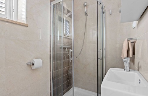 Peruski Villa | Villa Javor Comfortable holiday residence