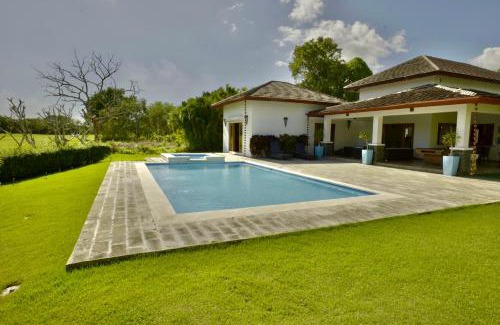 Guayacanes Villa | Villa JuanDolioGuavaberry Cozy 3BR-6Bds-14Pax-WiFi-BBQ-