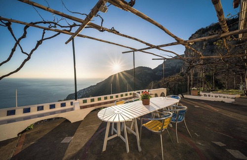 Furore Villa | Villa just minutes from the magnificent landscapes of the Amalfi Coast