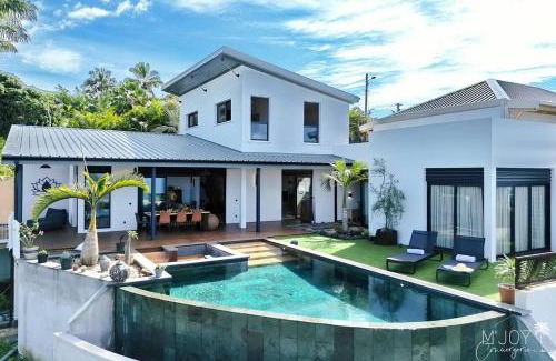 L'Etang-Sale Villa | VILLA KALAÉ