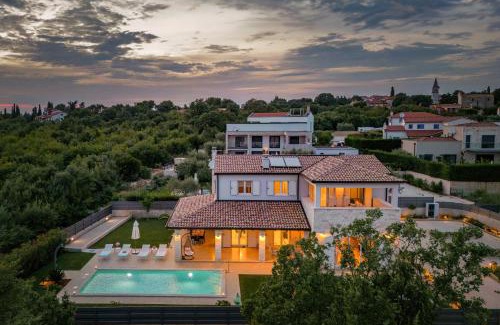 Tar-Vabriga Villa | Villa Karla Tar