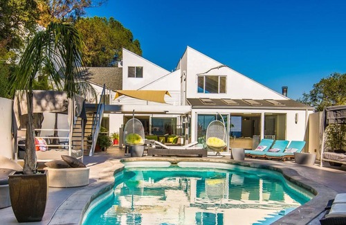 Sherman Oaks Villa | Villa Karlie