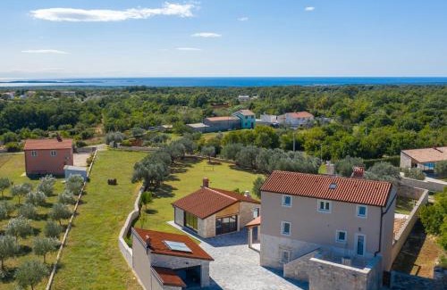 Gajana Villa | Villa Kata