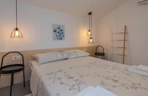 Butkovici House | Villa Kati Bati, a perfect summer villa with pool