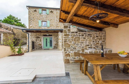 Sveti Bartol Villa | Villa Kiara - Three Bedroom Villa, Sleeps 6