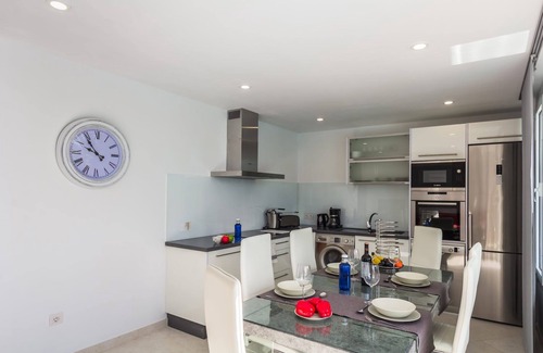 Matagorda Villa | Villa Kikay by Villa Plus