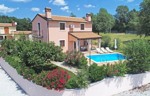 Mofardini Villa | Villa Kmacici 377