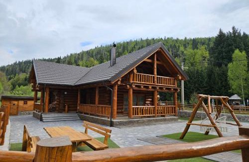 Fuzine Villa | Villa Korina